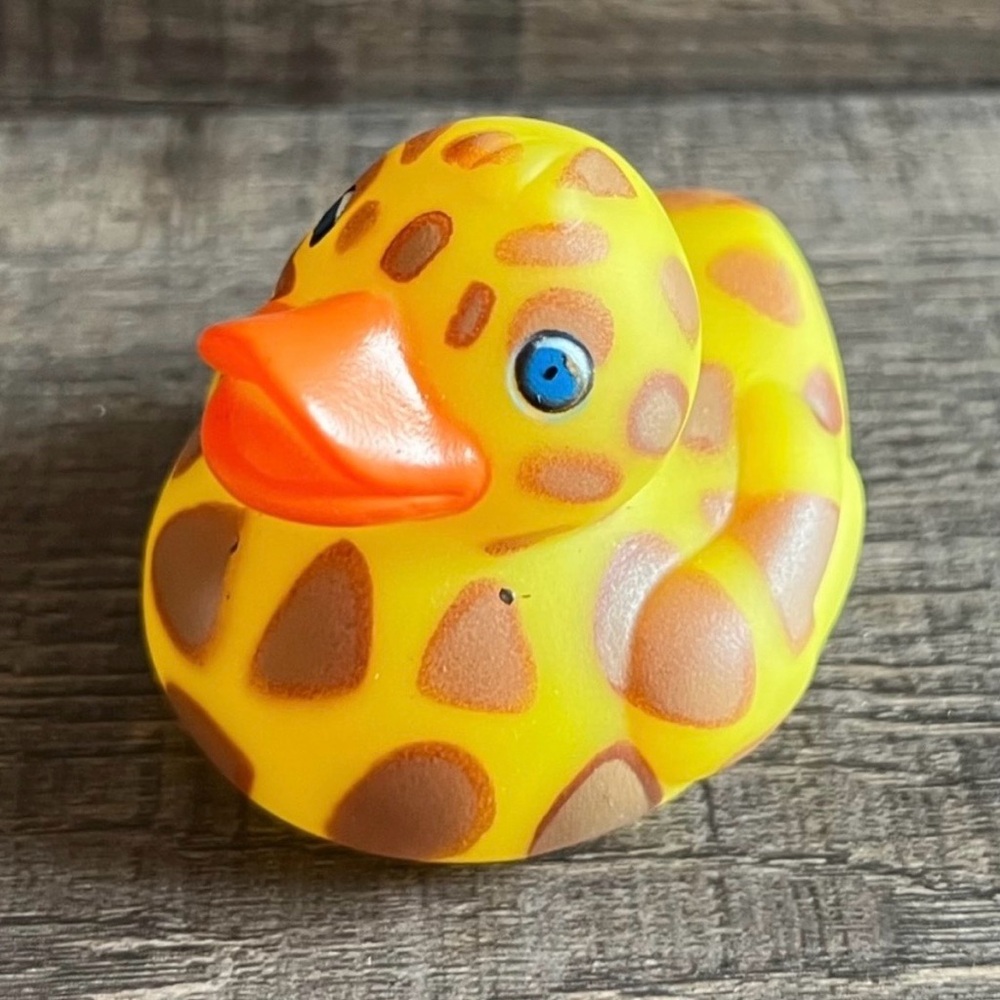 💞 New Animal Print Mini Rubber Ducky Duck Bath Toy